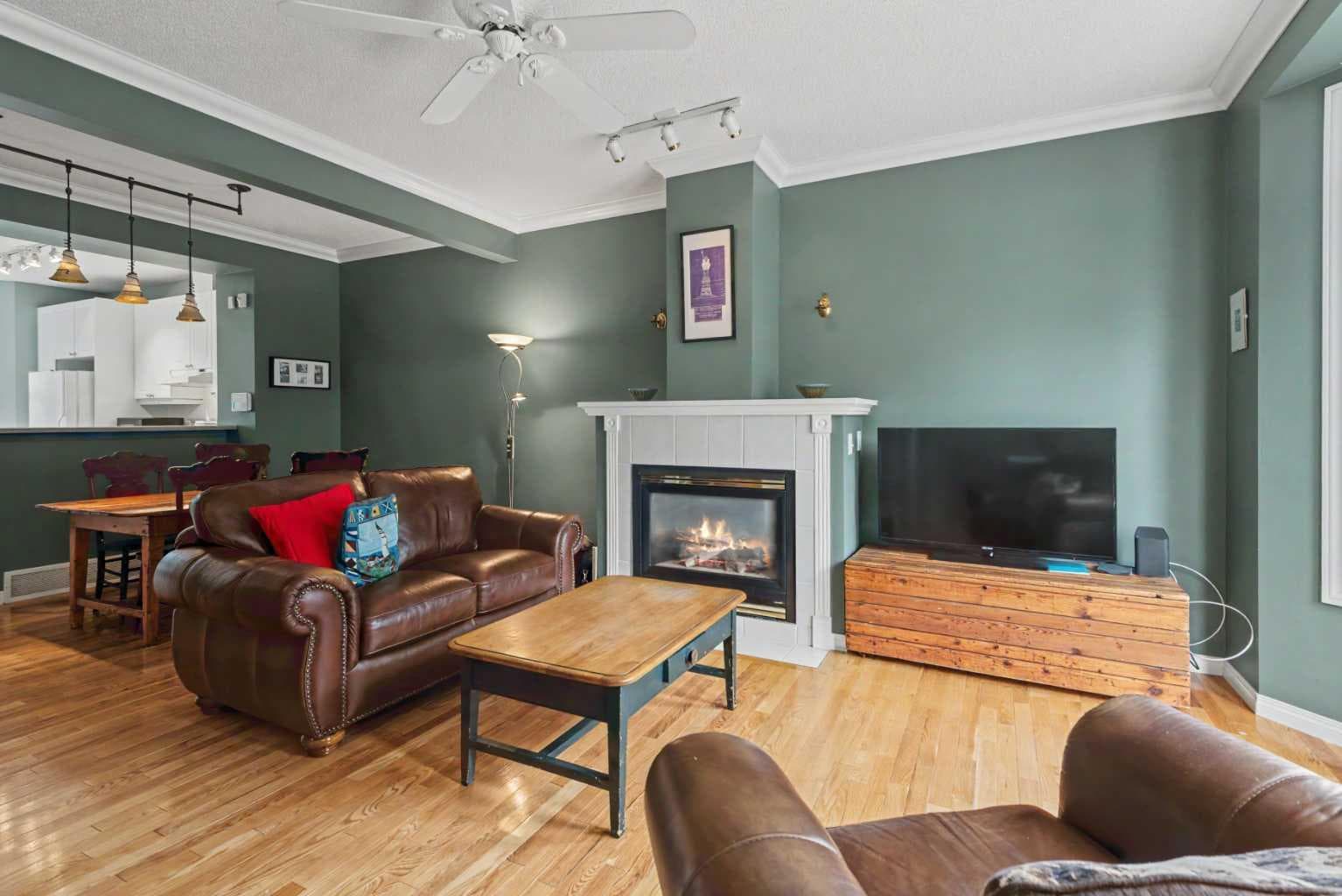 46 Prestwick Gardens SE