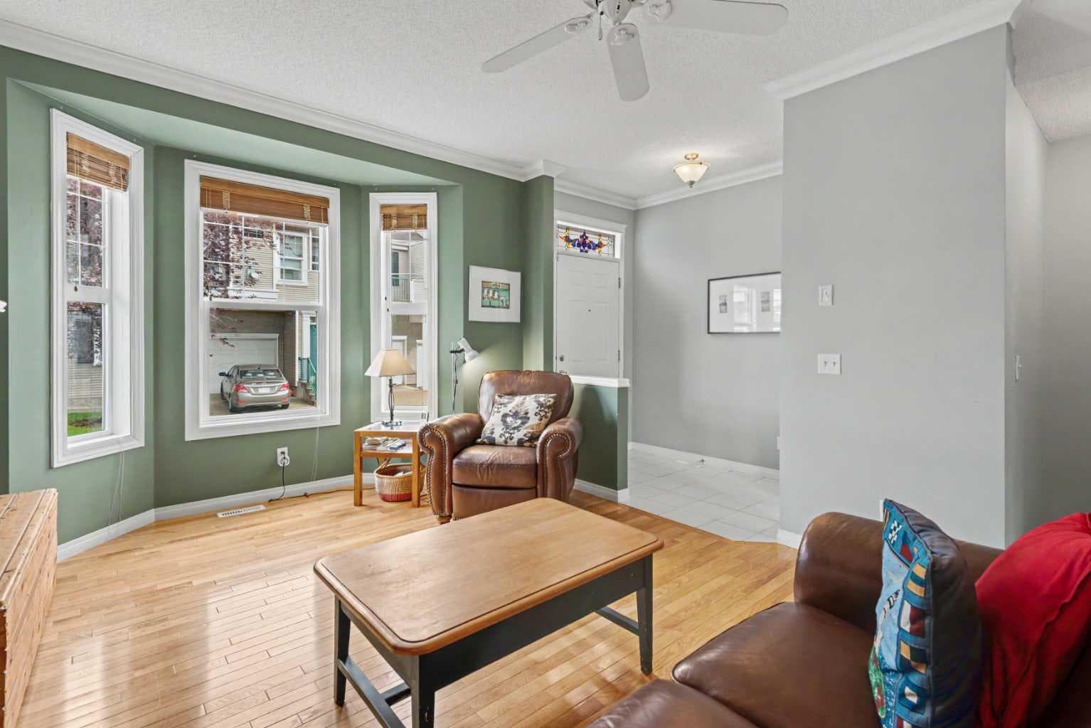 46 Prestwick Gardens SE
