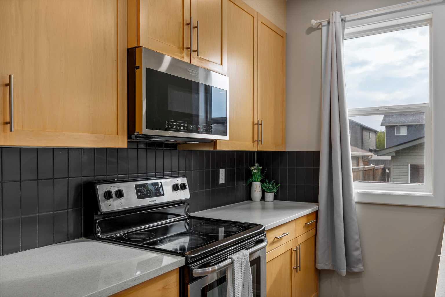 74 Ravenswynd Rise SE