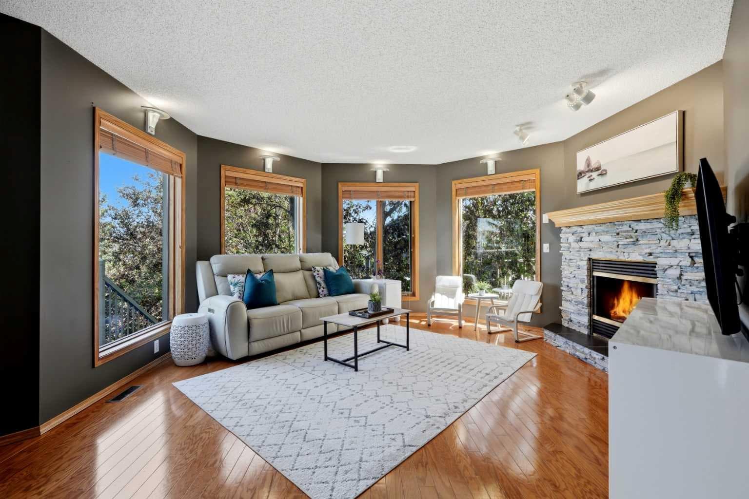131 Edgebrook Circle NW