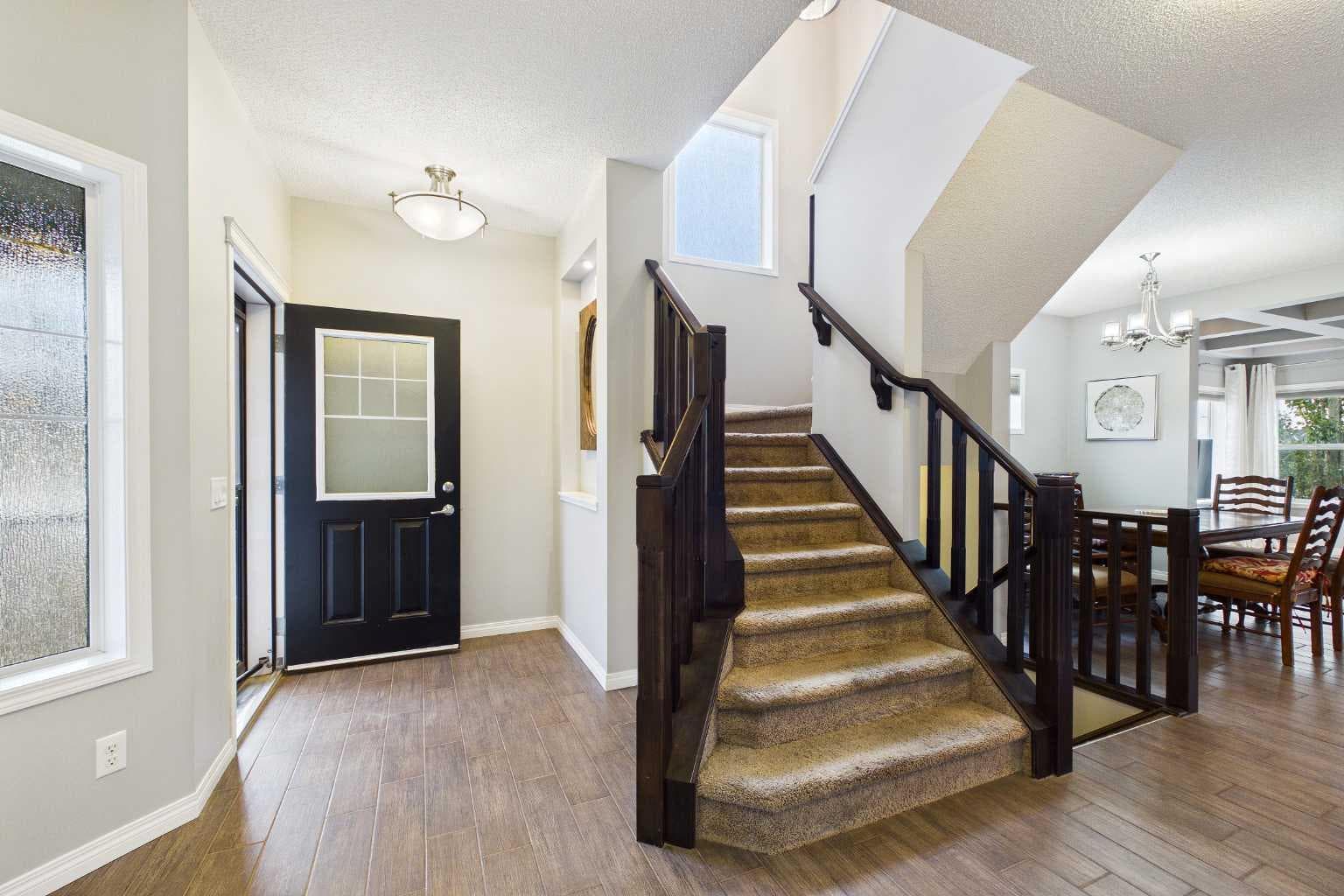8 Sage Bank Road NW