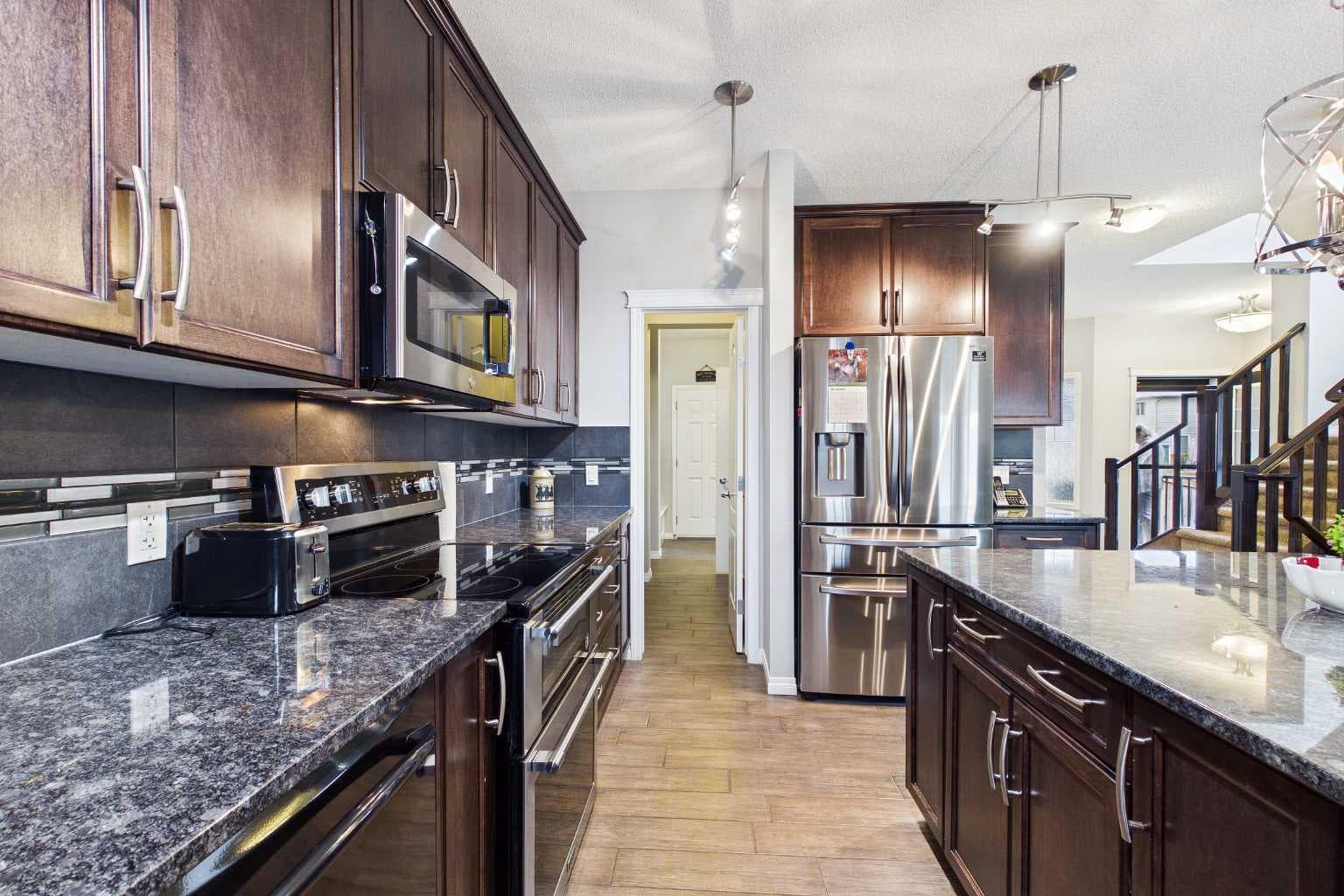 8 Sage Bank Road NW