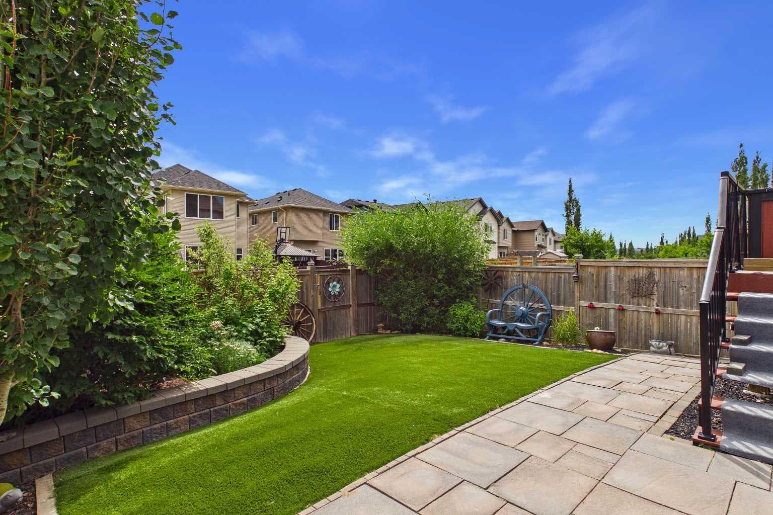 8 Sage Bank Road NW