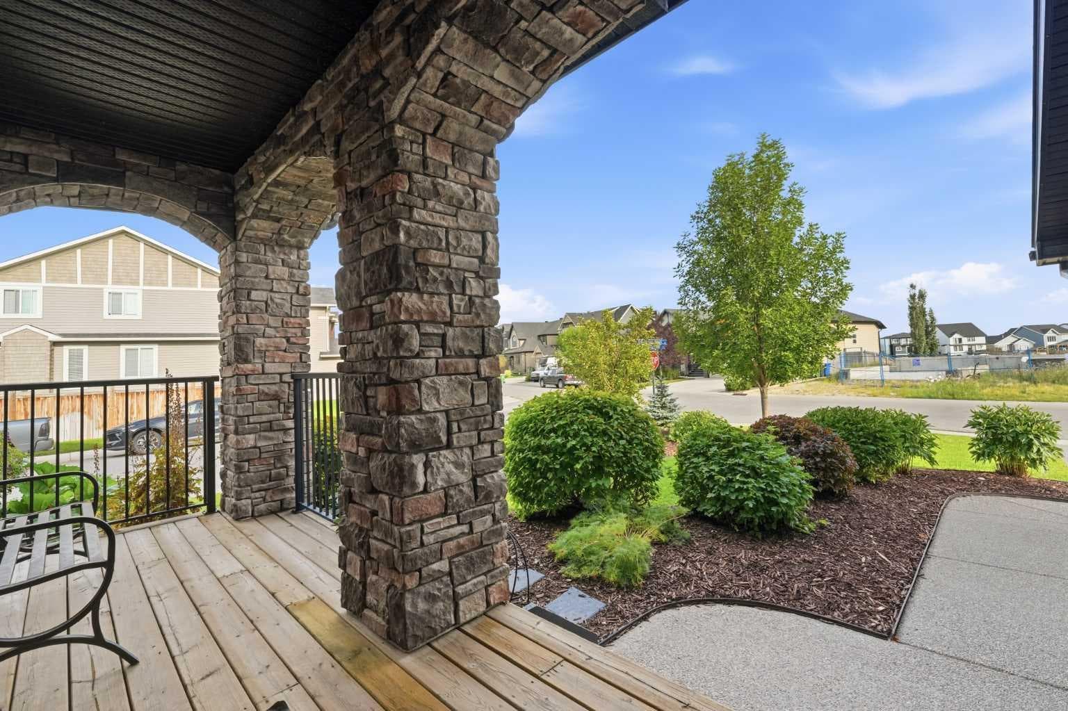 309 Rainbow Falls Way 