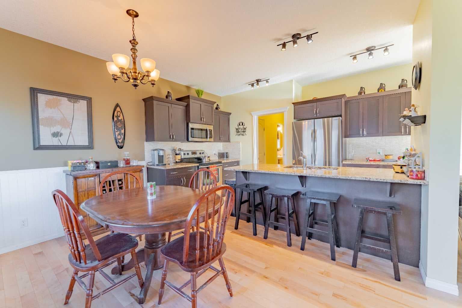 142 West Pointe Circle 