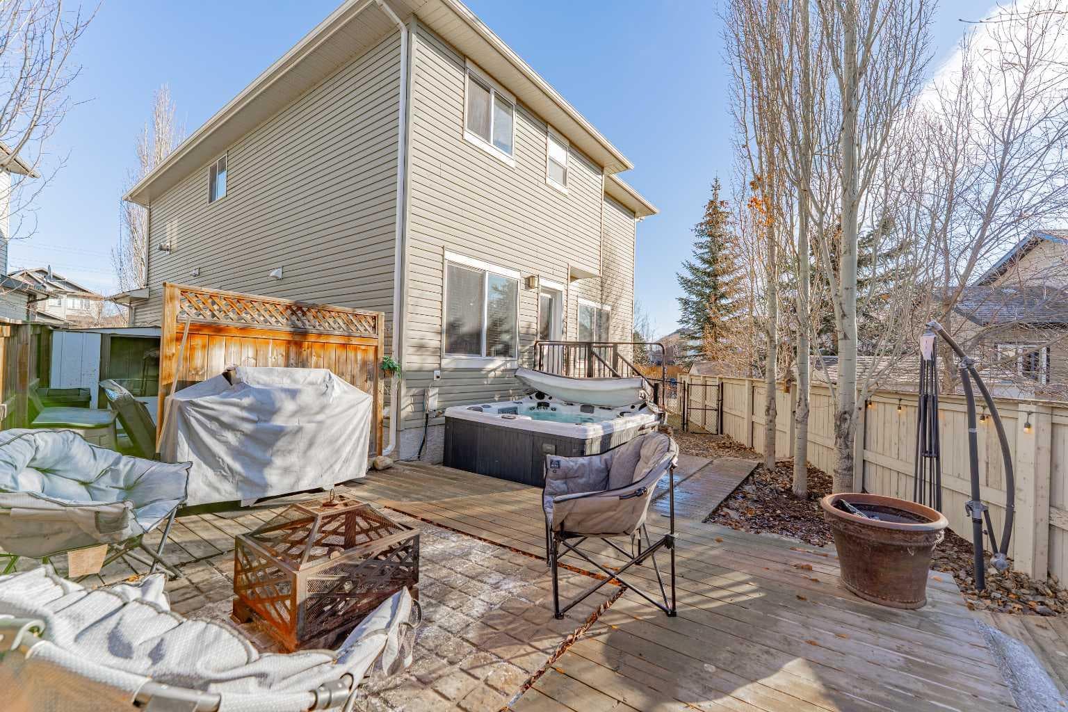 142 West Pointe Circle 