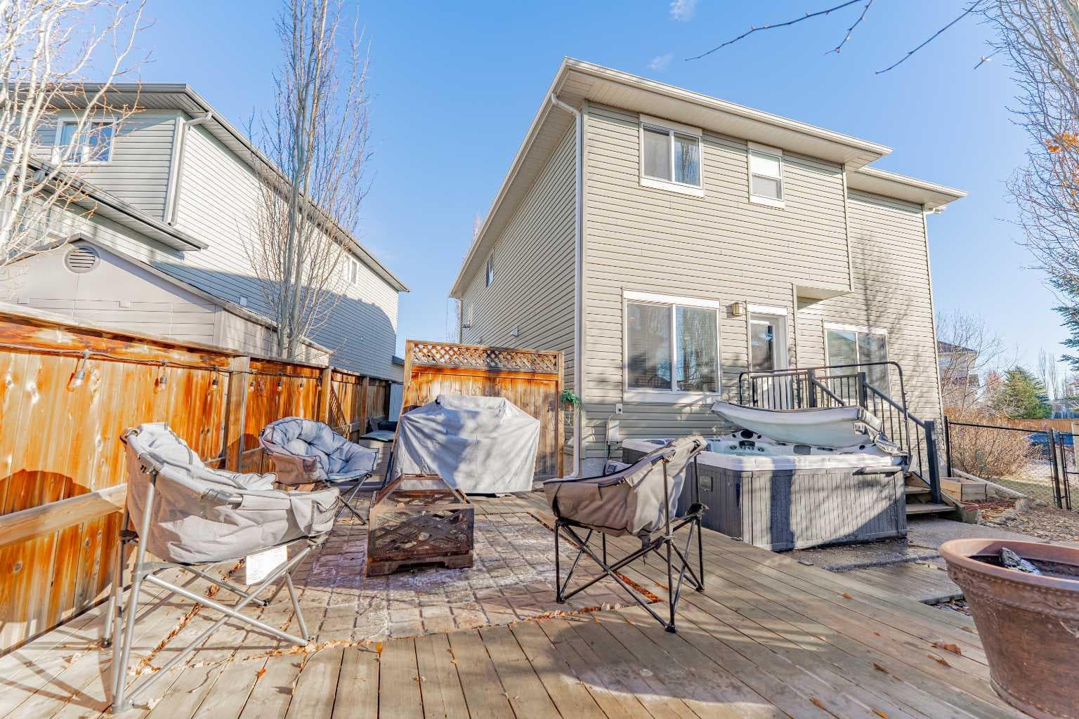 142 West Pointe Circle 