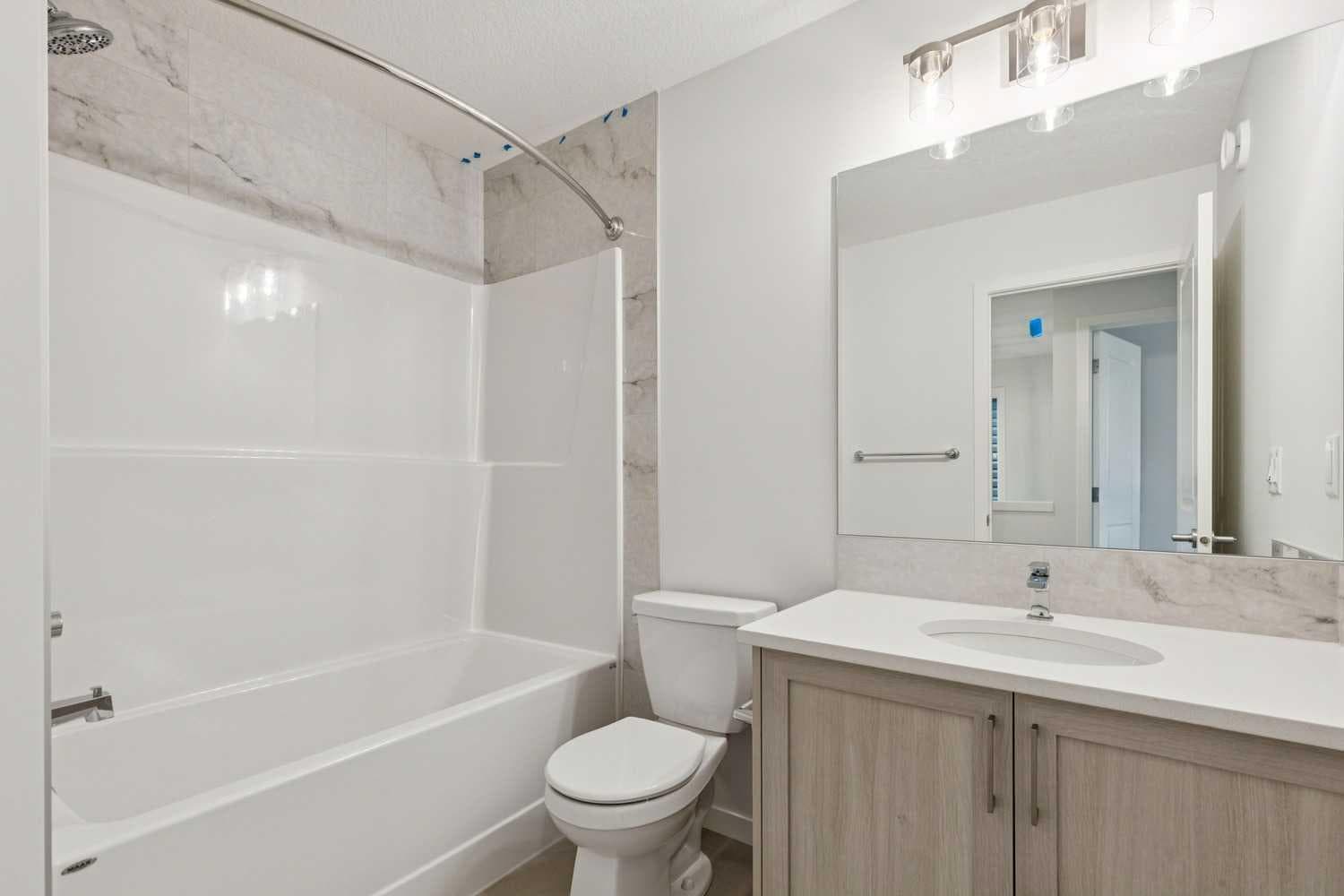 112 Lucas Green NW