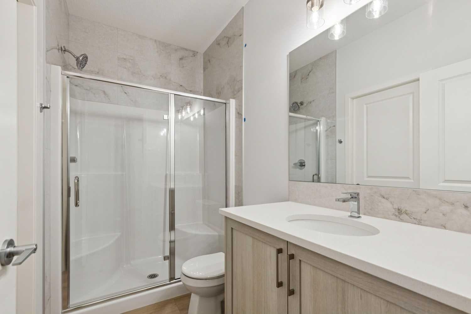 112 Lucas Green NW