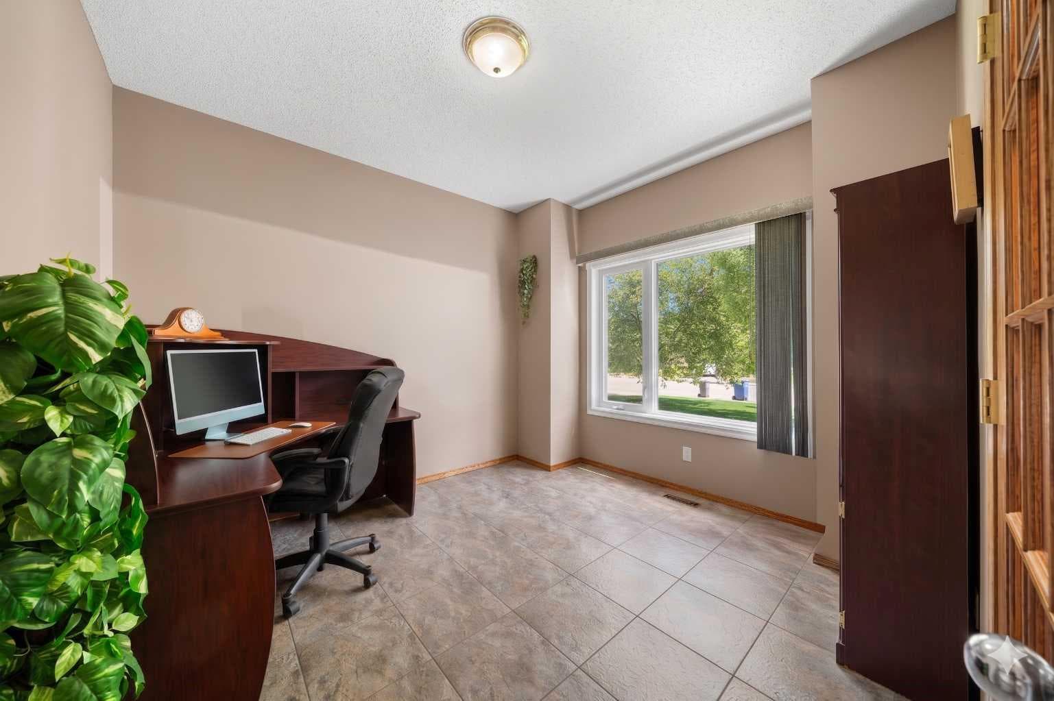 138 Gleneagles View 