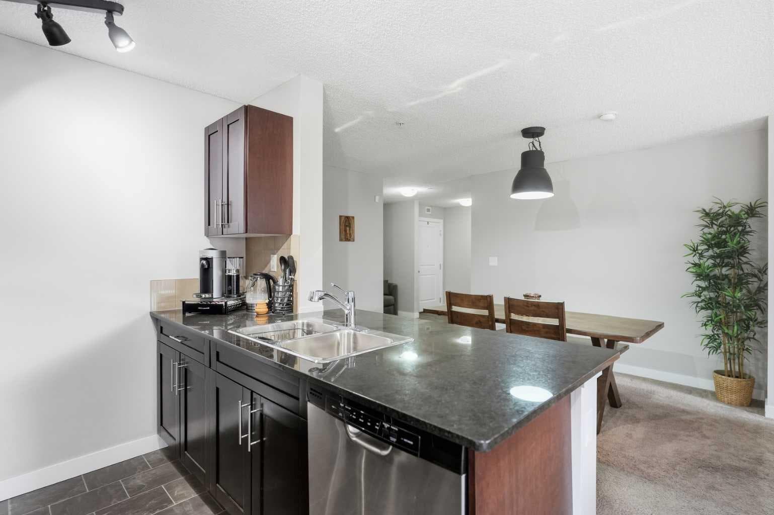 4101, 403 Mackenzie Way SW