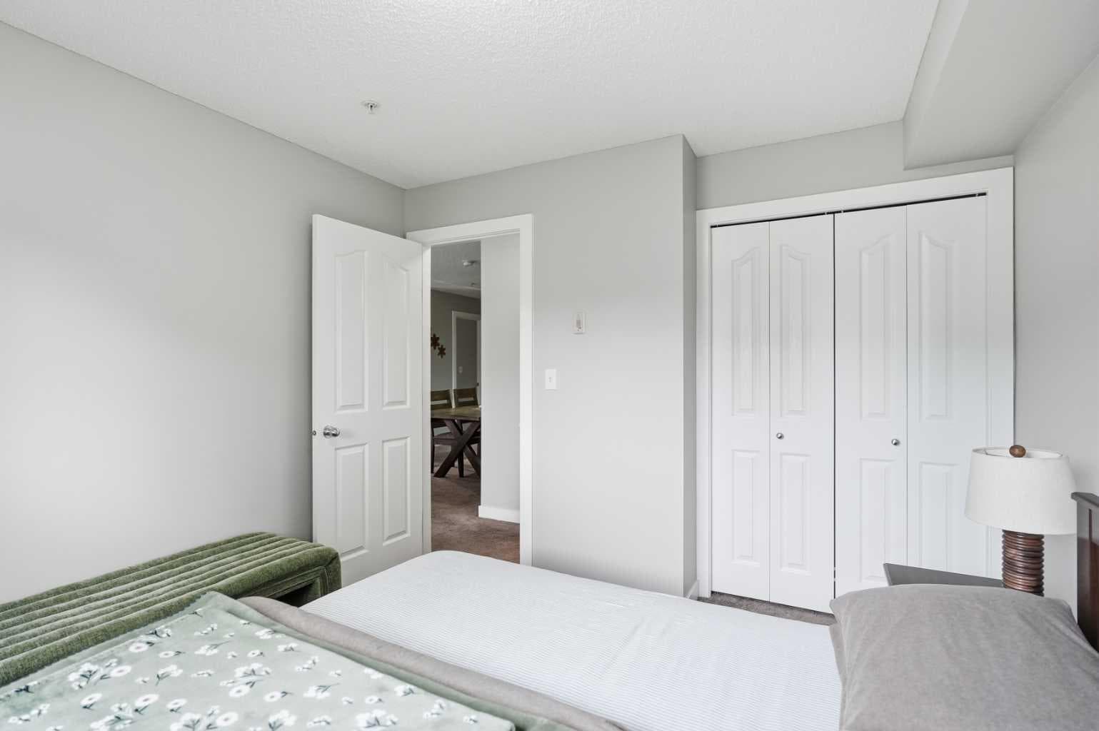 4101, 403 Mackenzie Way SW