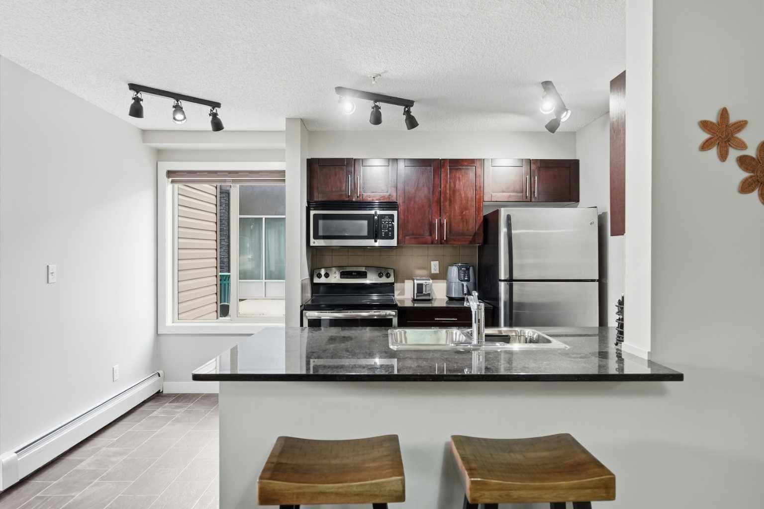 4101, 403 Mackenzie Way SW
