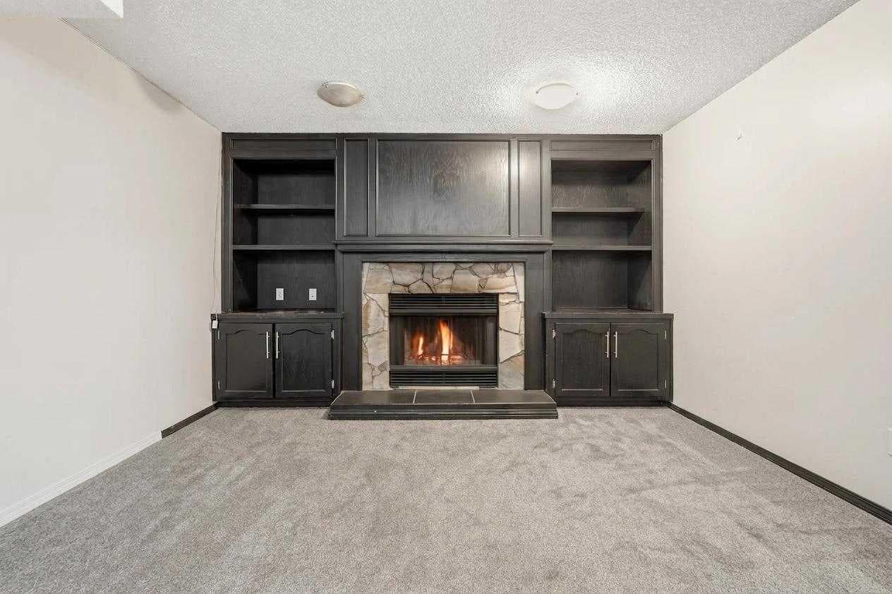 121 Sunbank Way SE