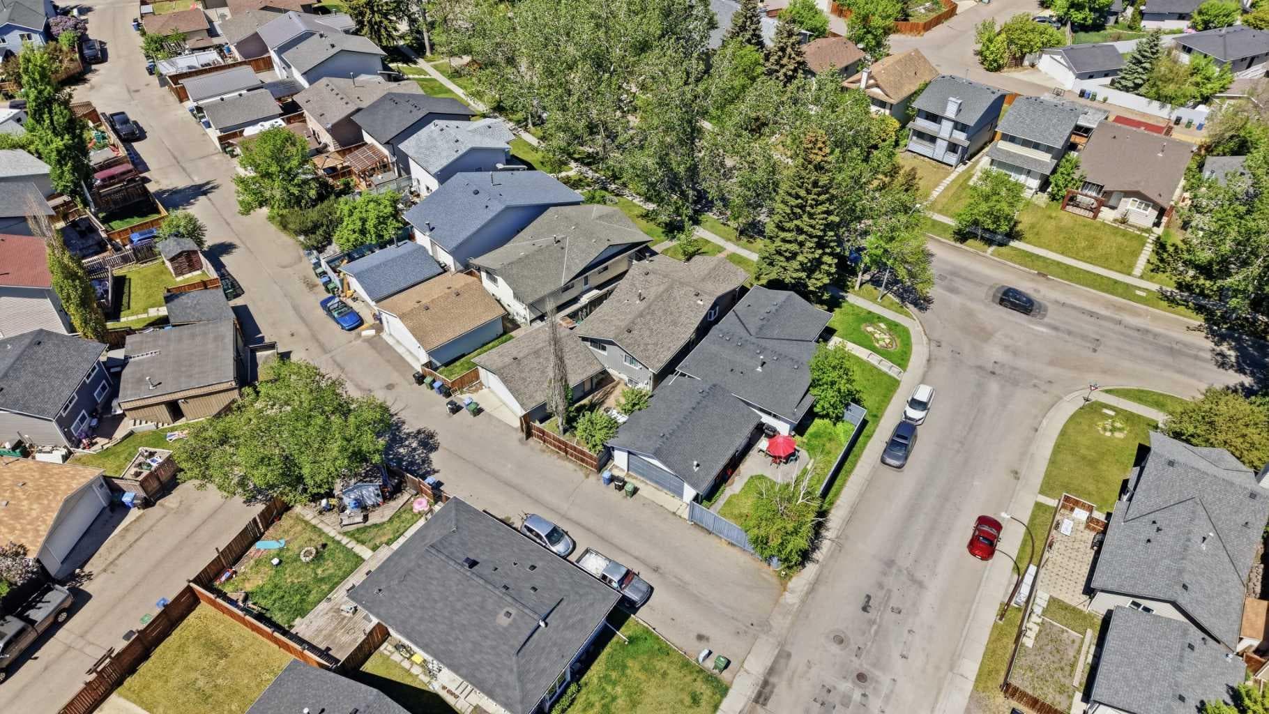 121 Sunbank Way SE