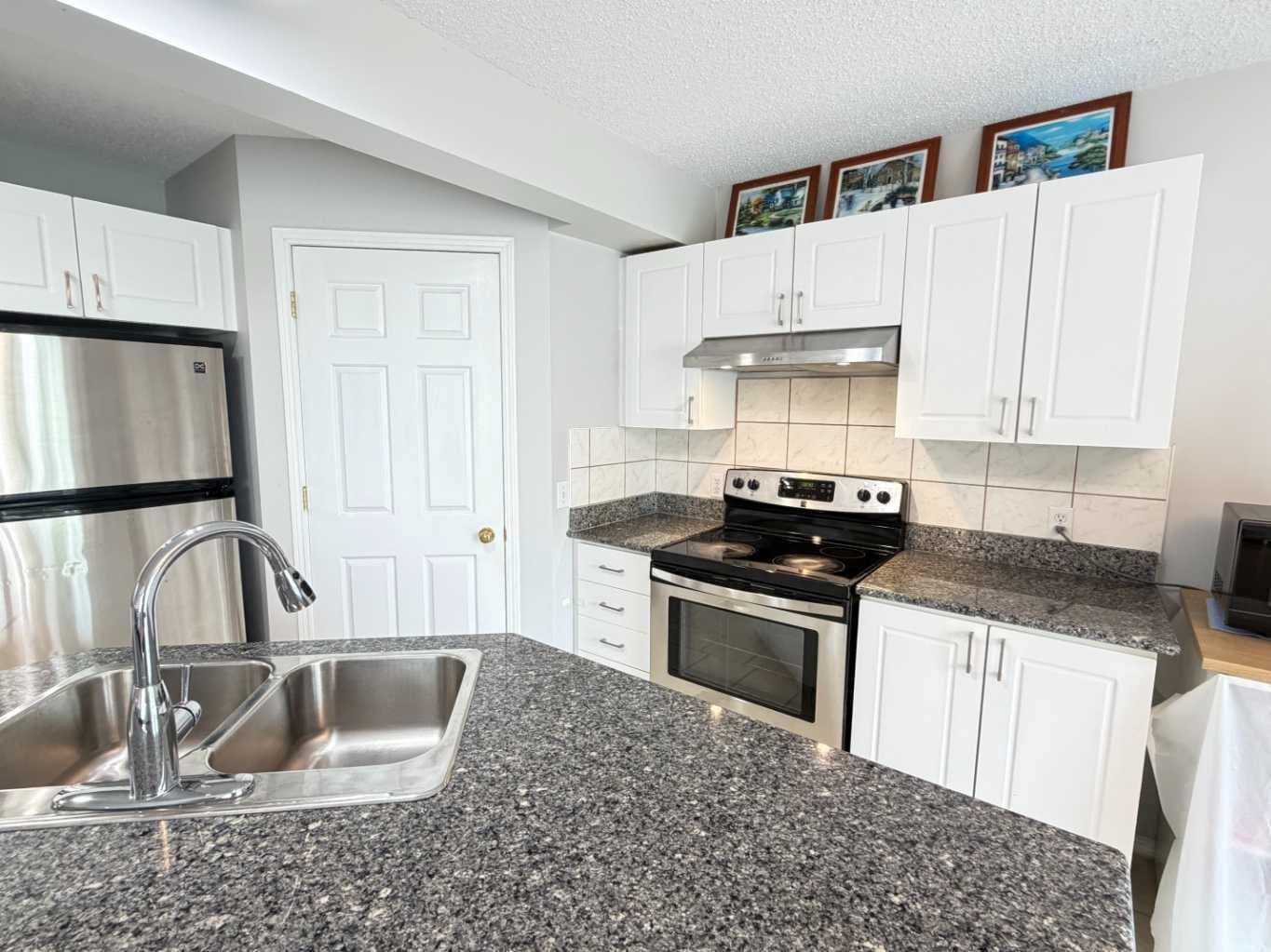 52 Citadel Meadow Court NW