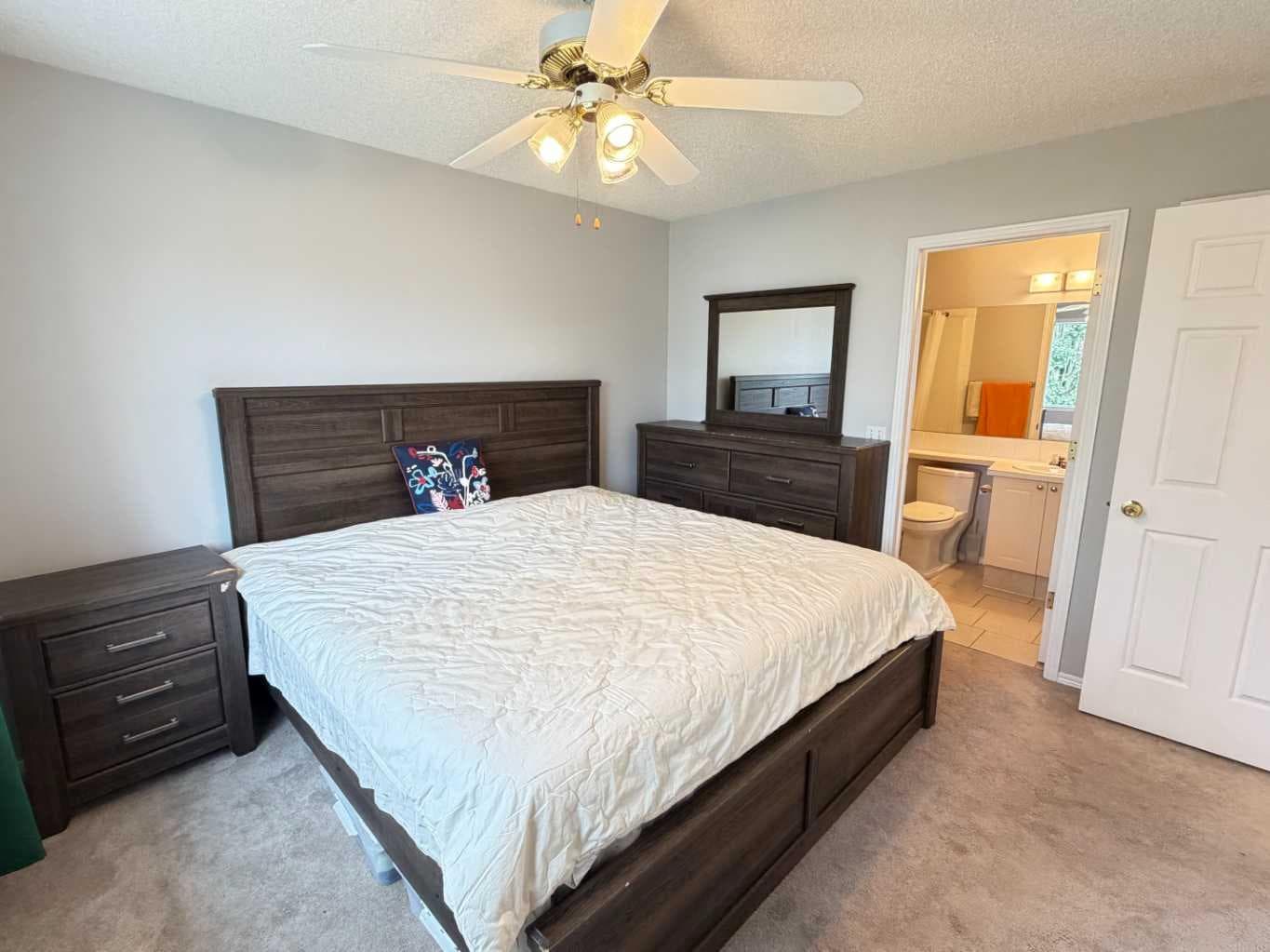 52 Citadel Meadow Court NW