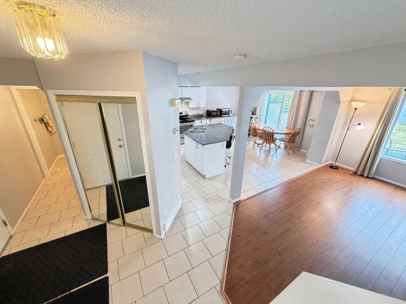52 Citadel Meadow Court NW