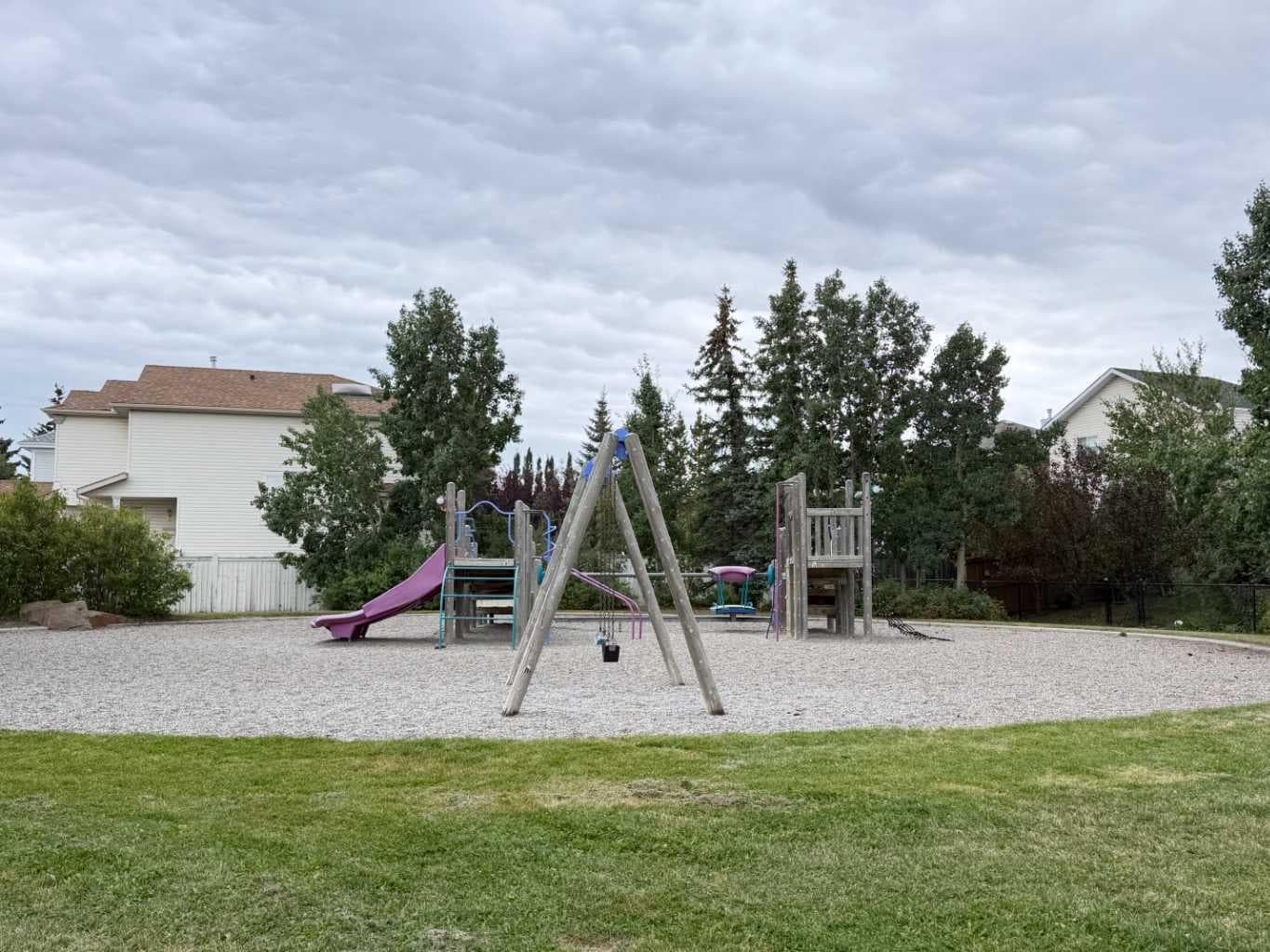 52 Citadel Meadow Court NW