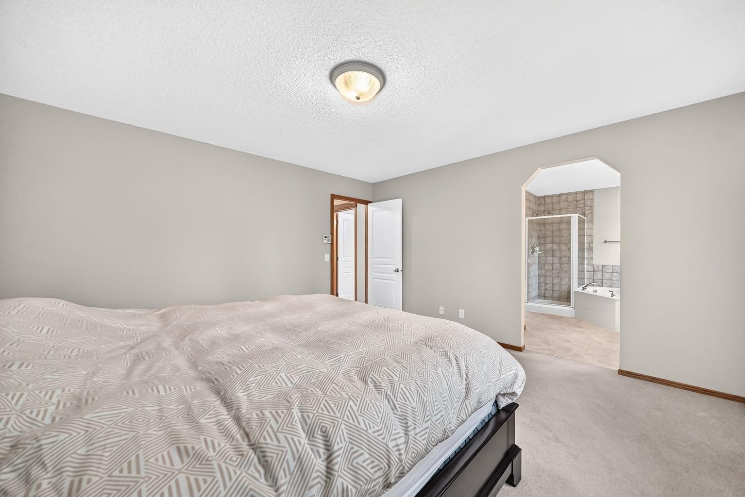 234 Somerglen Way SW