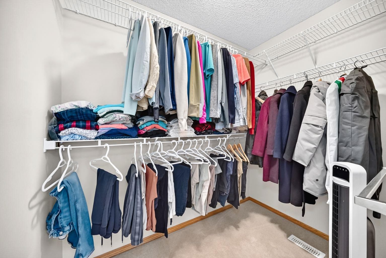 234 Somerglen Way SW
