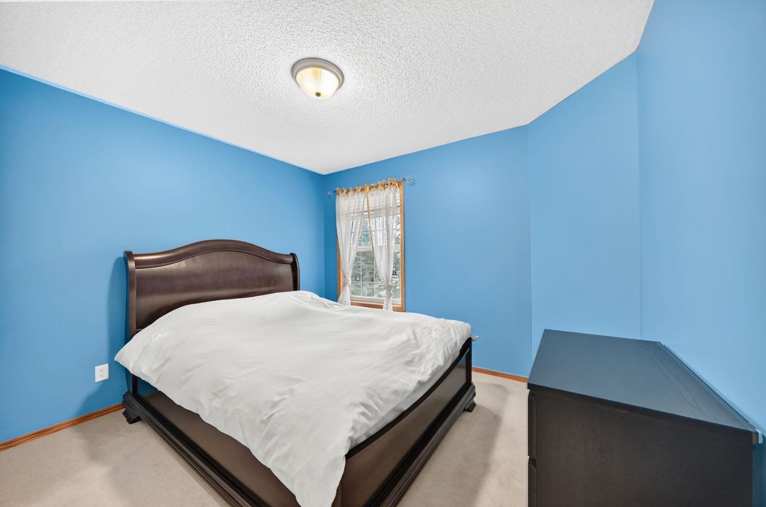 234 Somerglen Way SW