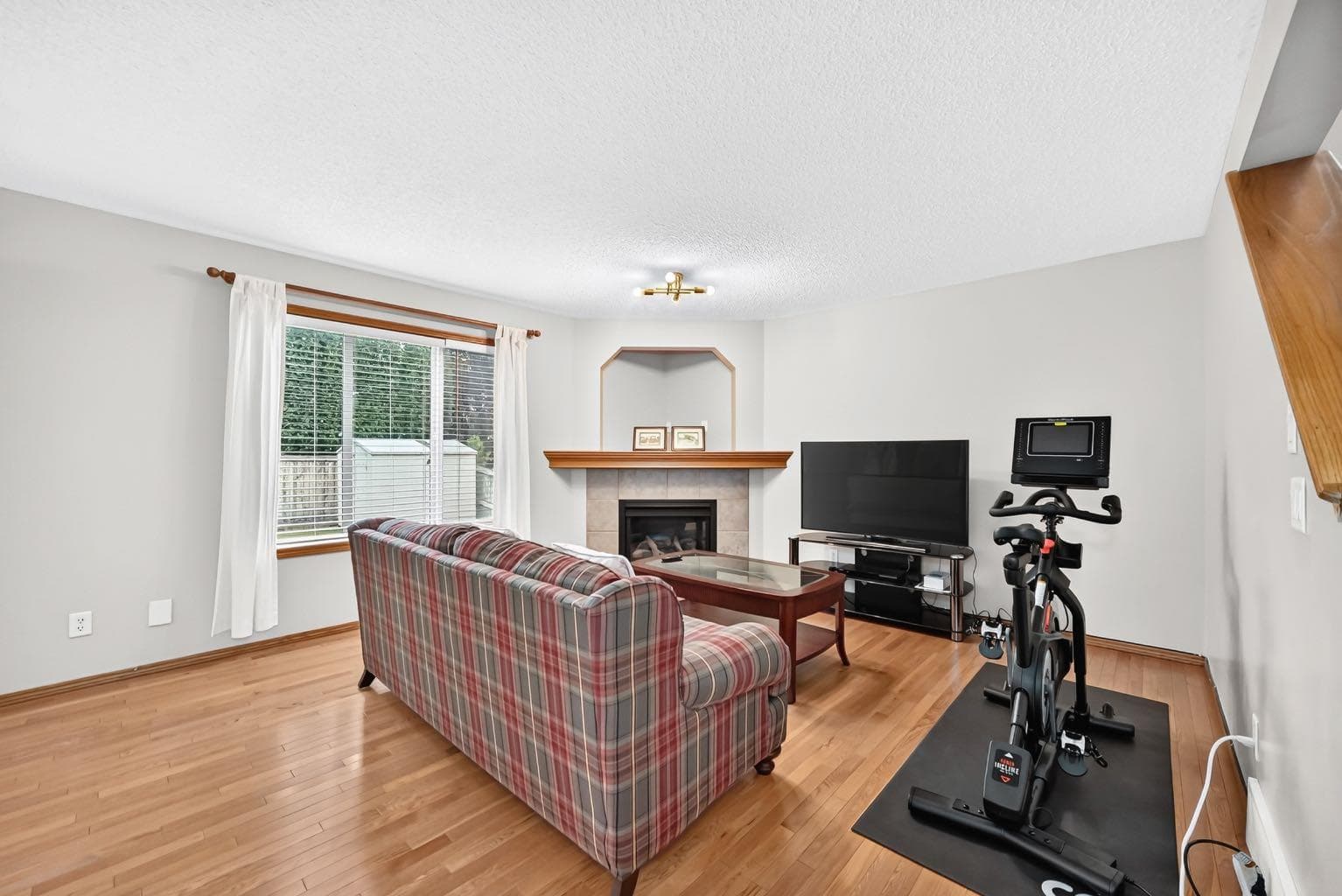234 Somerglen Way SW