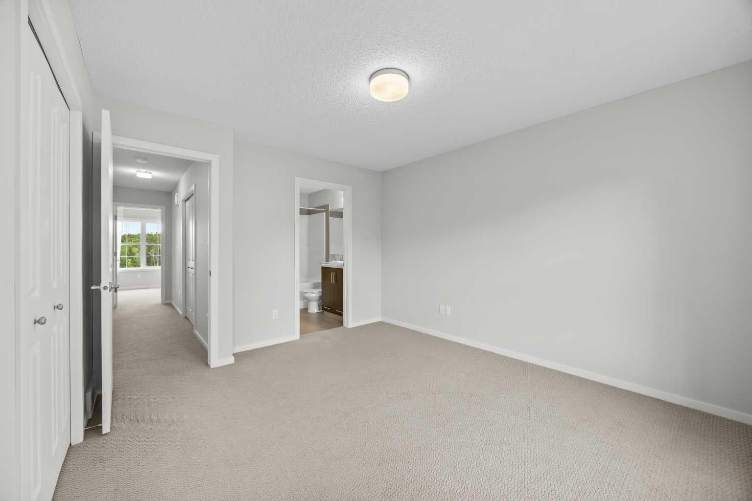 505 Ascot Circle SW