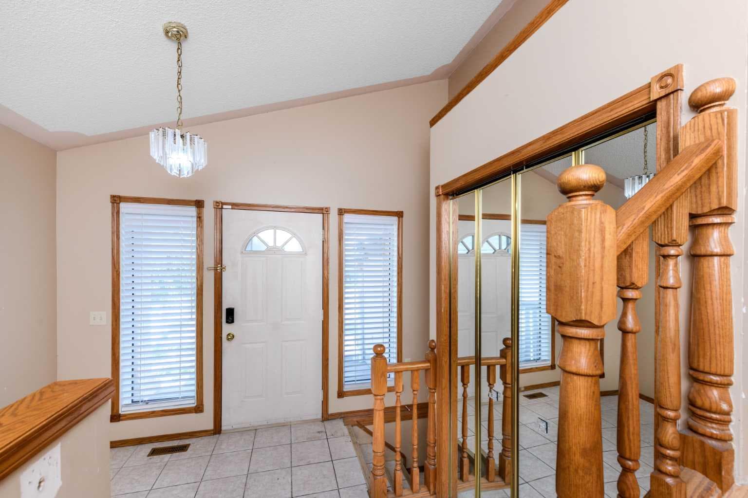 156 DEL RAY Road NE