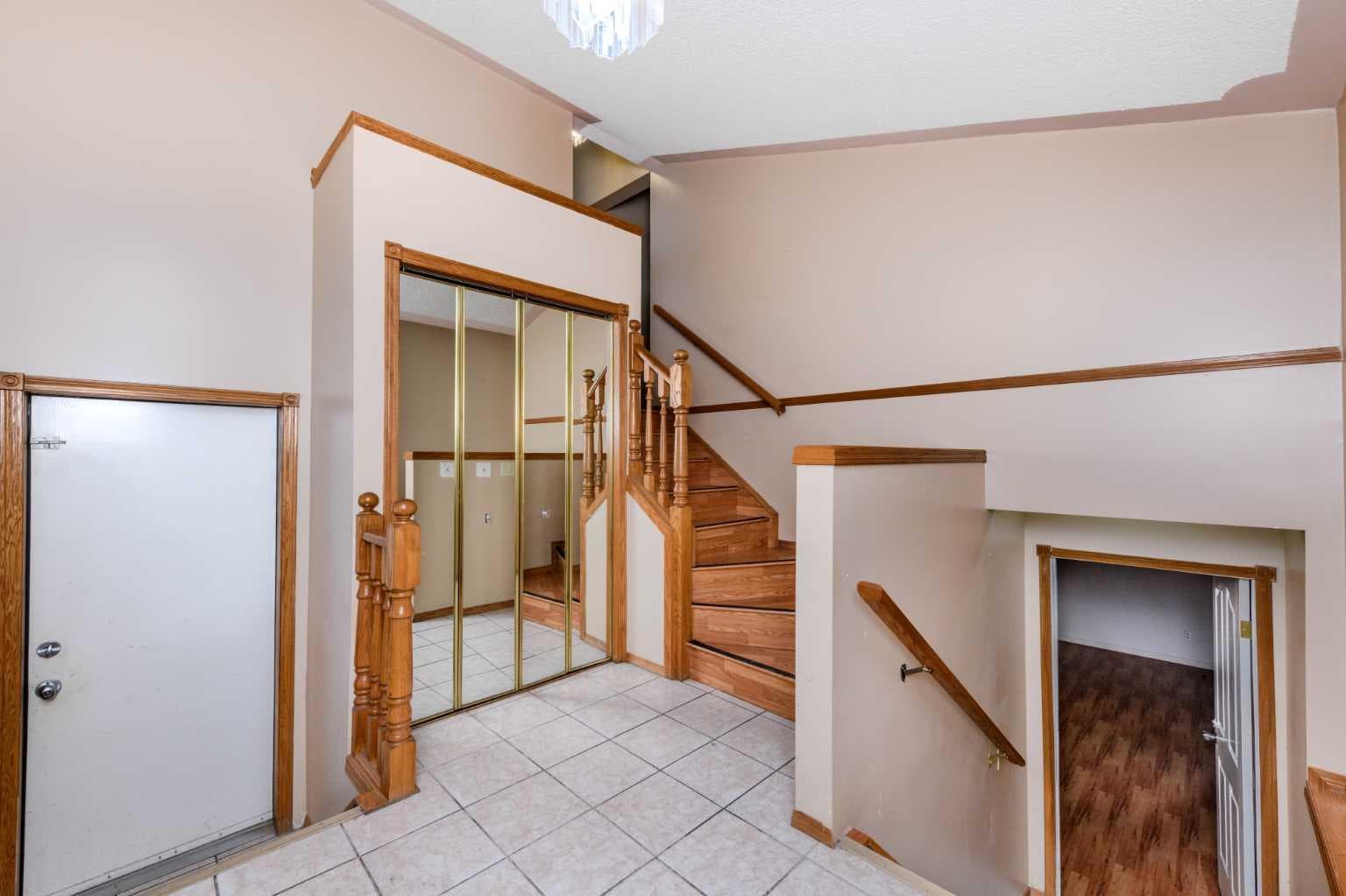 156 DEL RAY Road NE