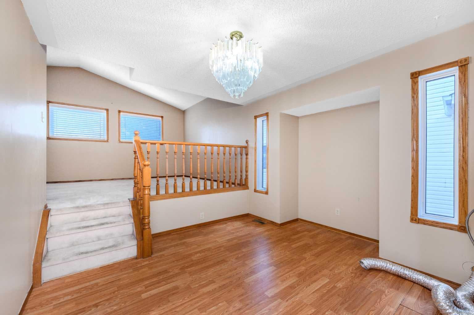 156 DEL RAY Road NE