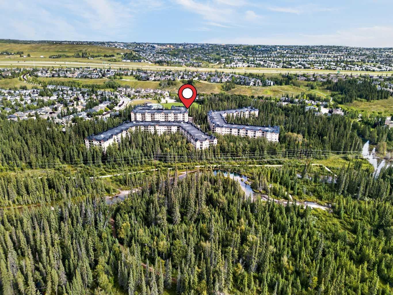 305, 30 Discovery Ridge Close SW