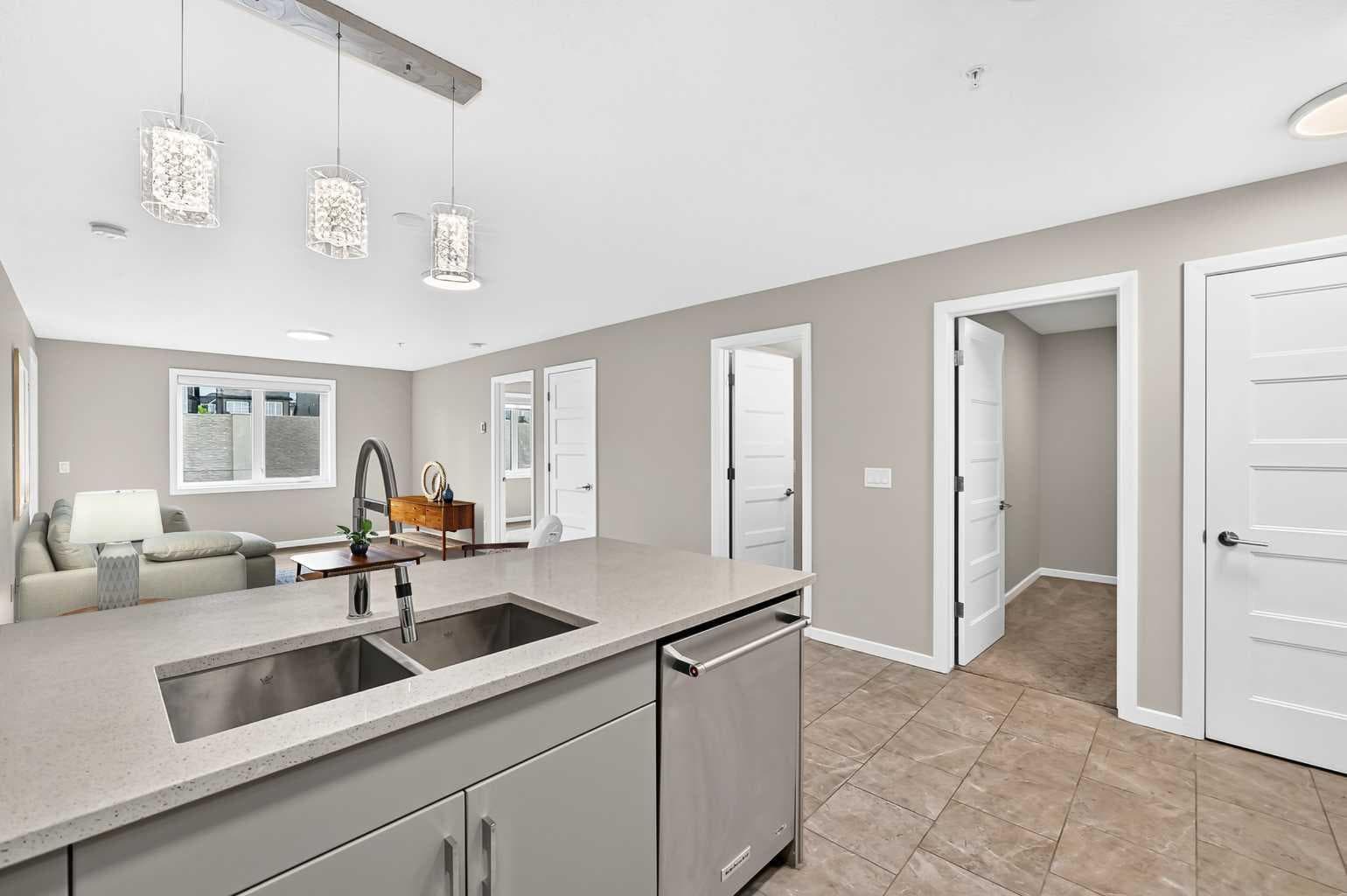 3305, 450 Kincora Glen Road NW