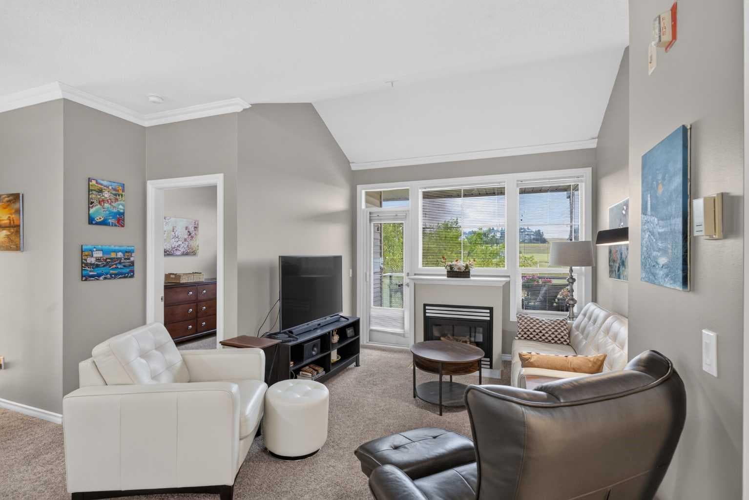 1314, 1010 Arbour Lake Road NW