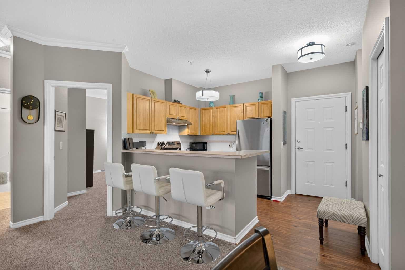 1314, 1010 Arbour Lake Road NW
