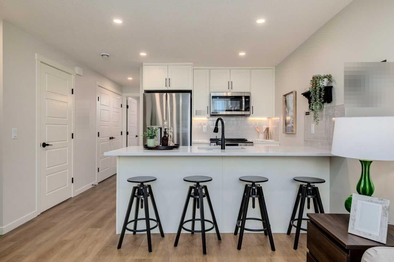 113, 40 Livingston Parade NE