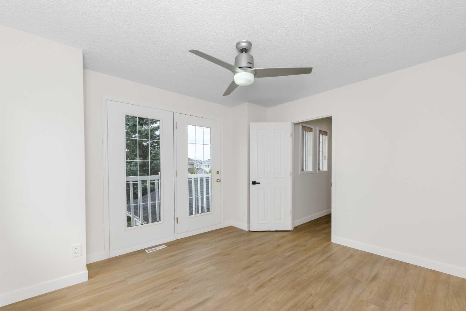 28 Coral Reef Link NE