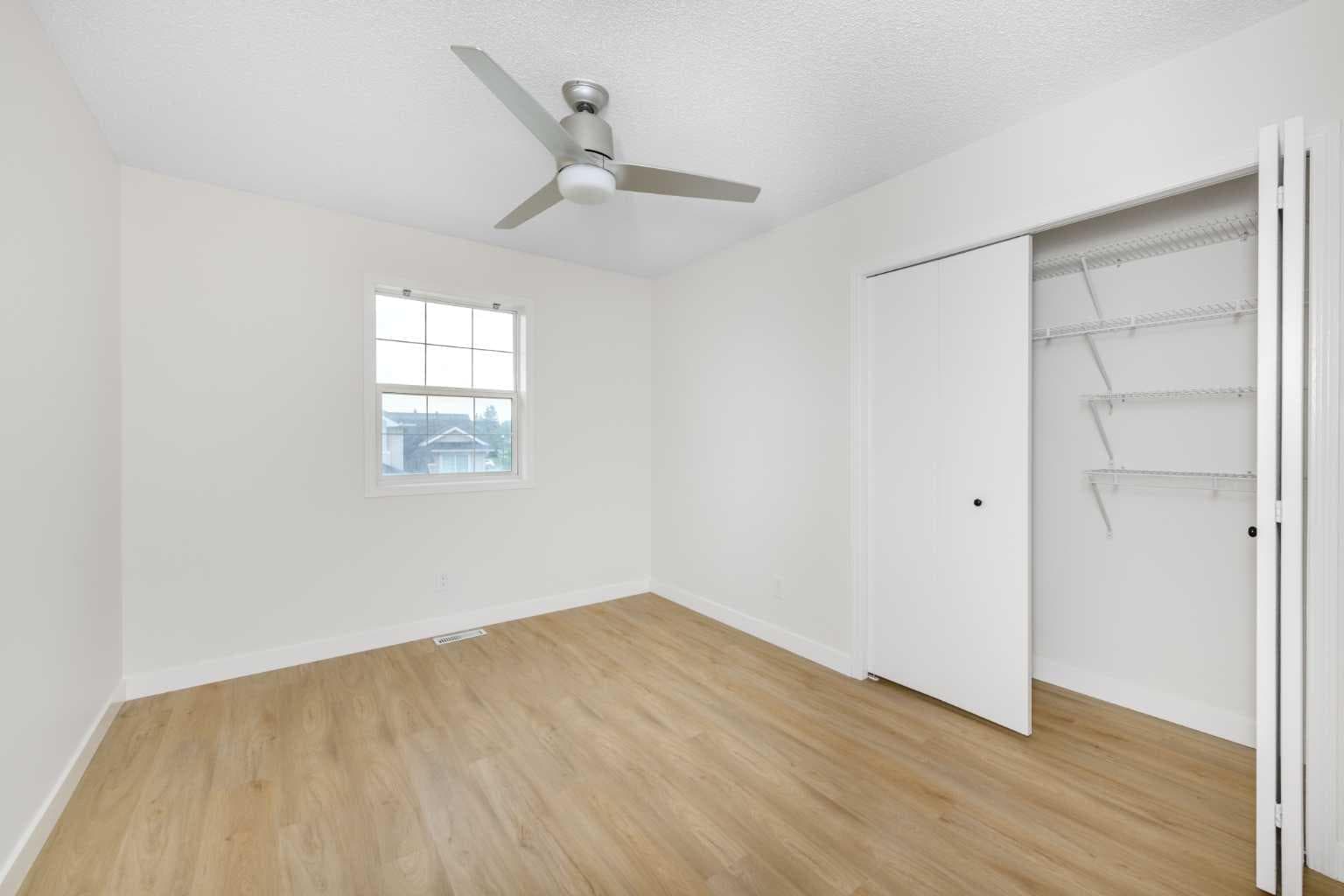 28 Coral Reef Link NE