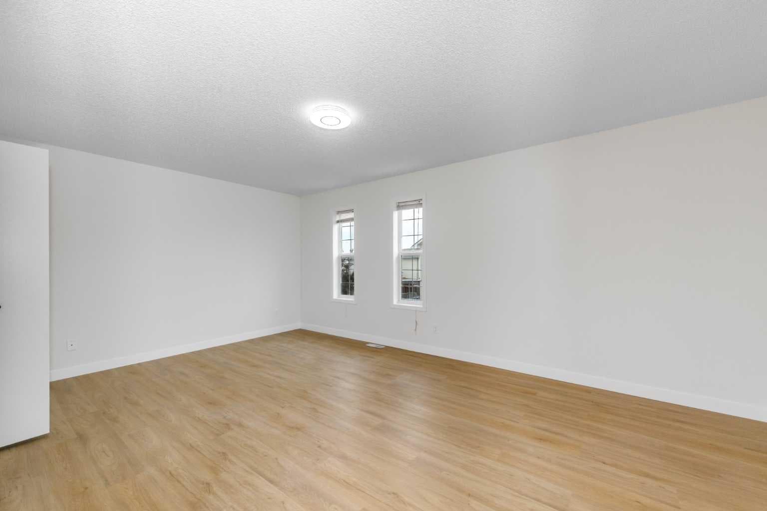 28 Coral Reef Link NE