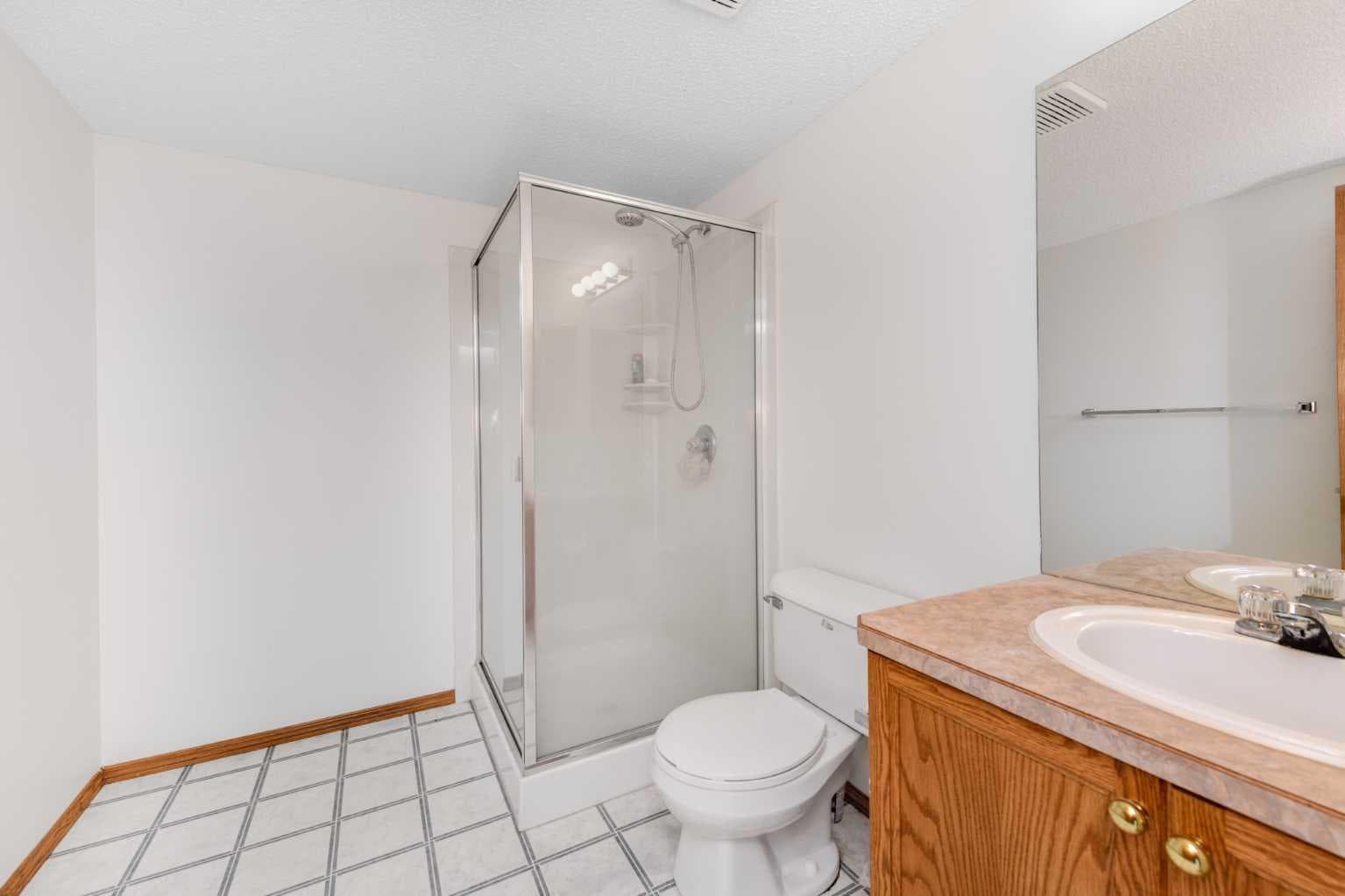 28 Coral Reef Link NE