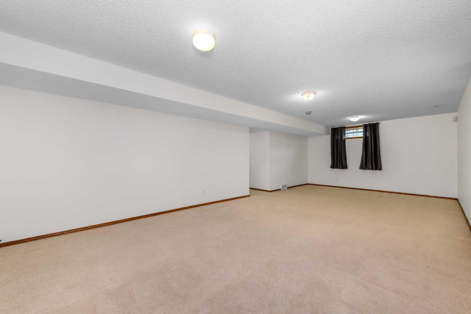 28 Coral Reef Link NE