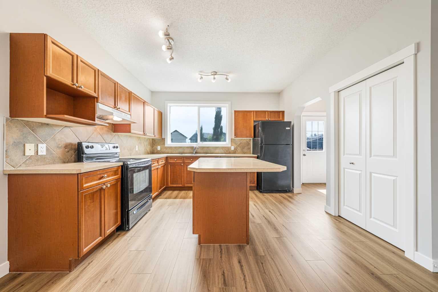 183 Silverado Way SW