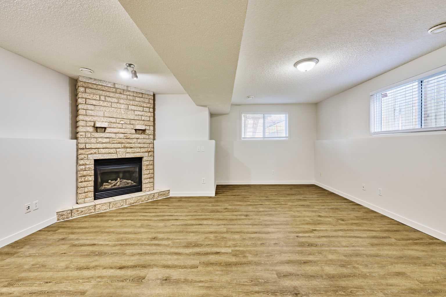 240 Covehaven Road NE