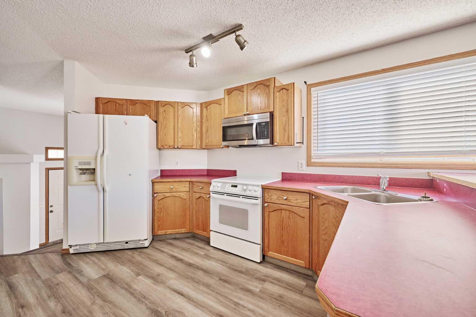 240 Covehaven Road NE