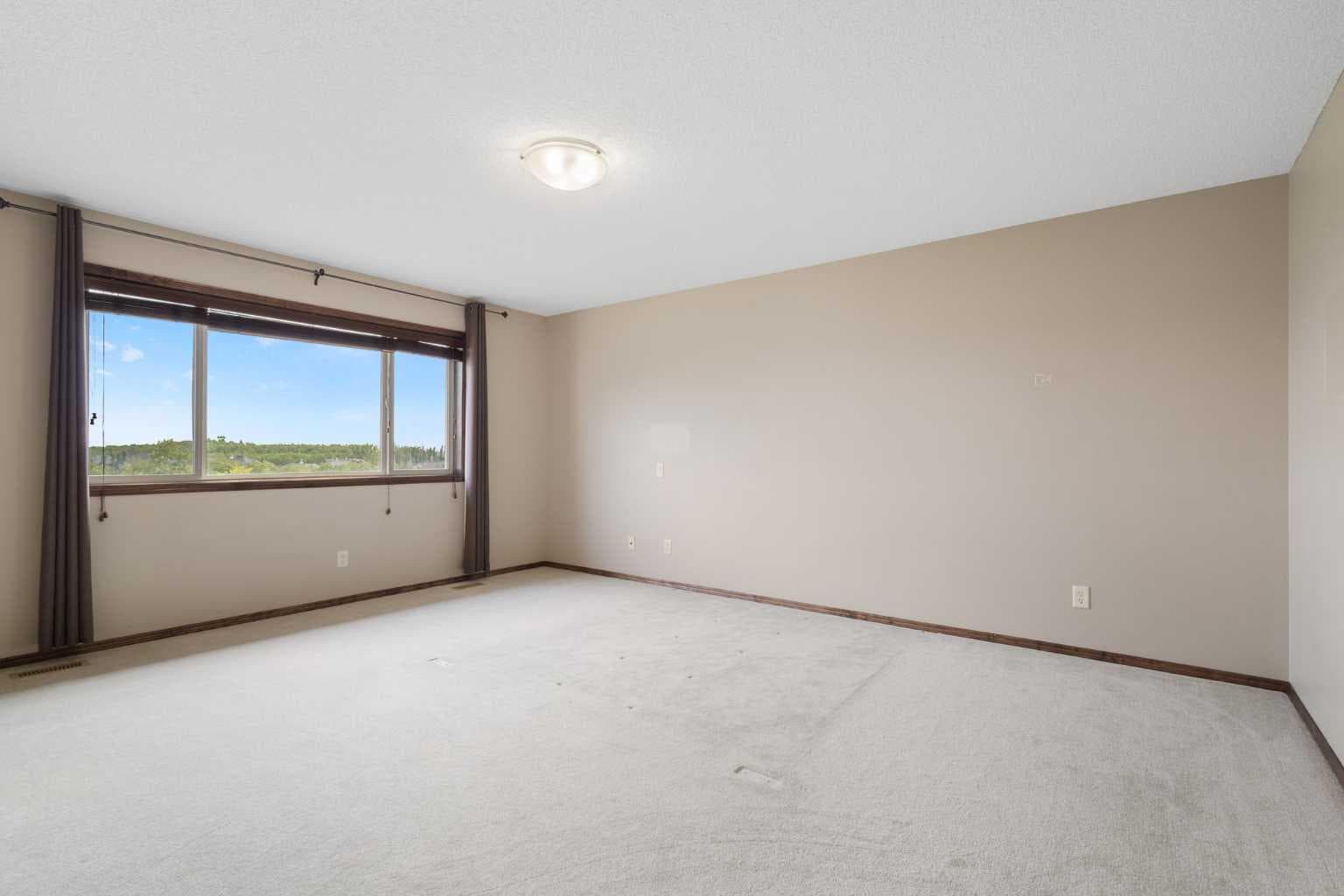 105 cortina Bay SW