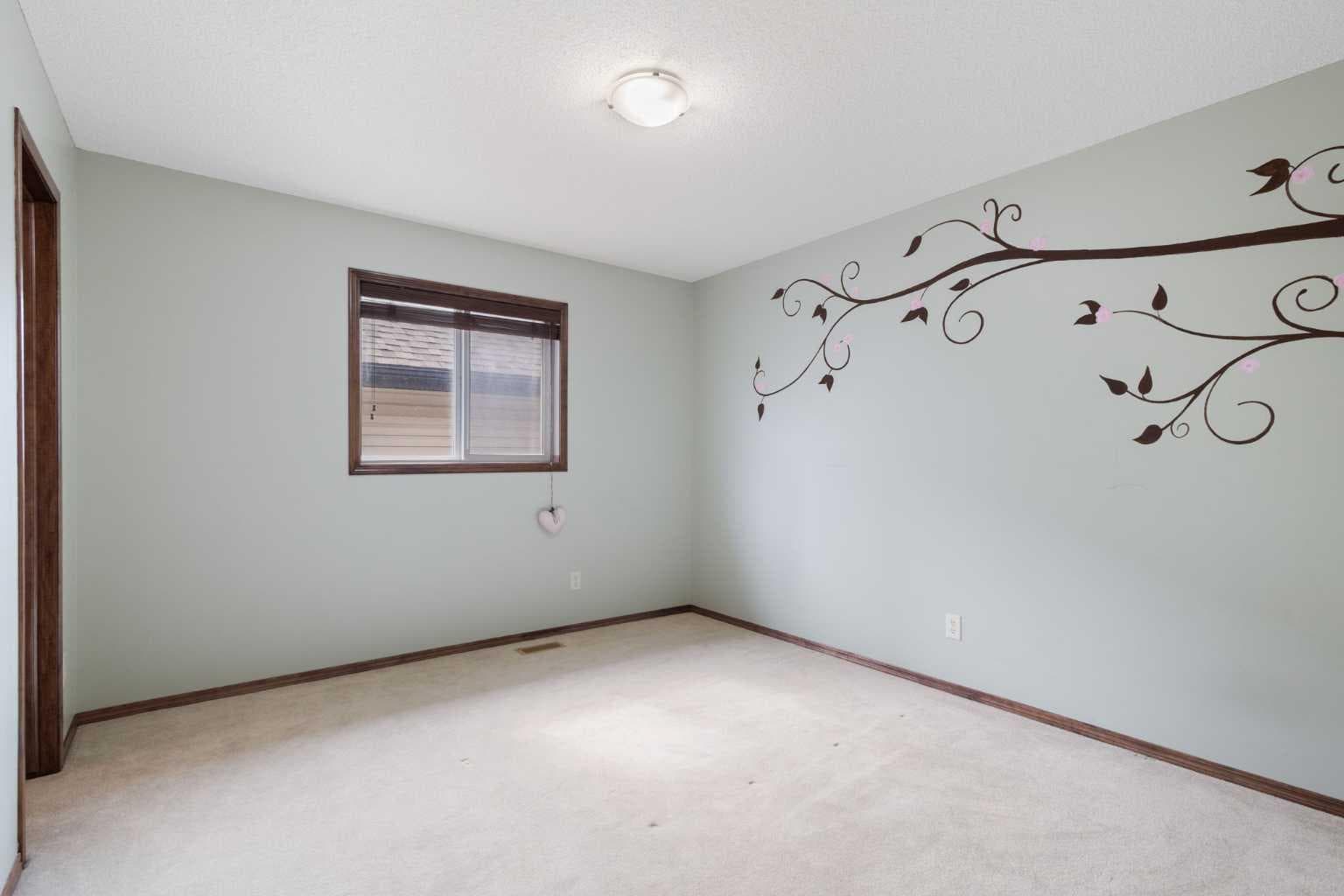 105 cortina Bay SW