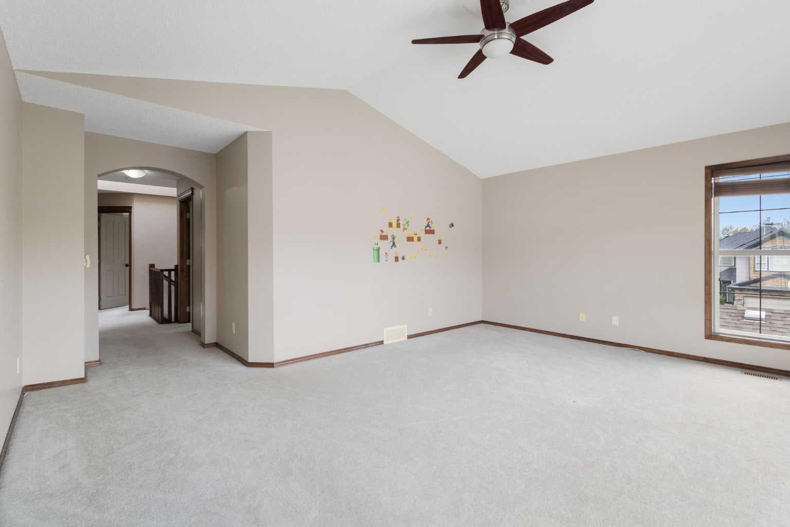 105 cortina Bay SW