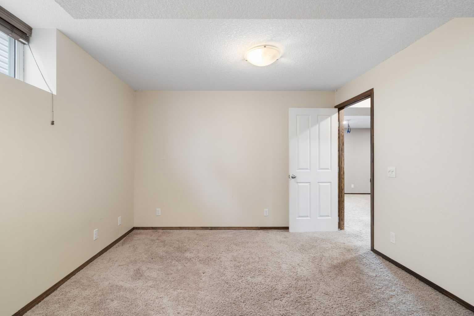 105 cortina Bay SW