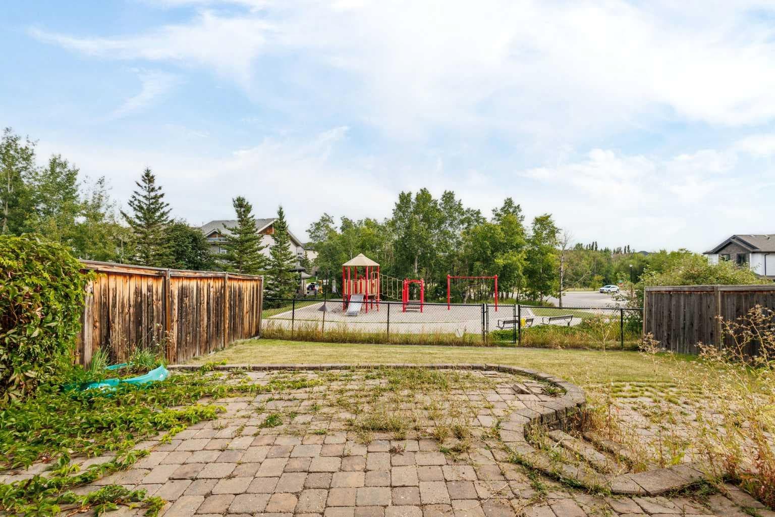 105 cortina Bay SW