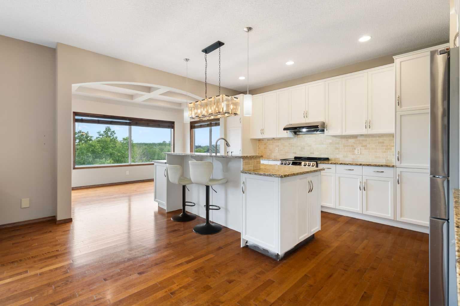 105 cortina Bay SW